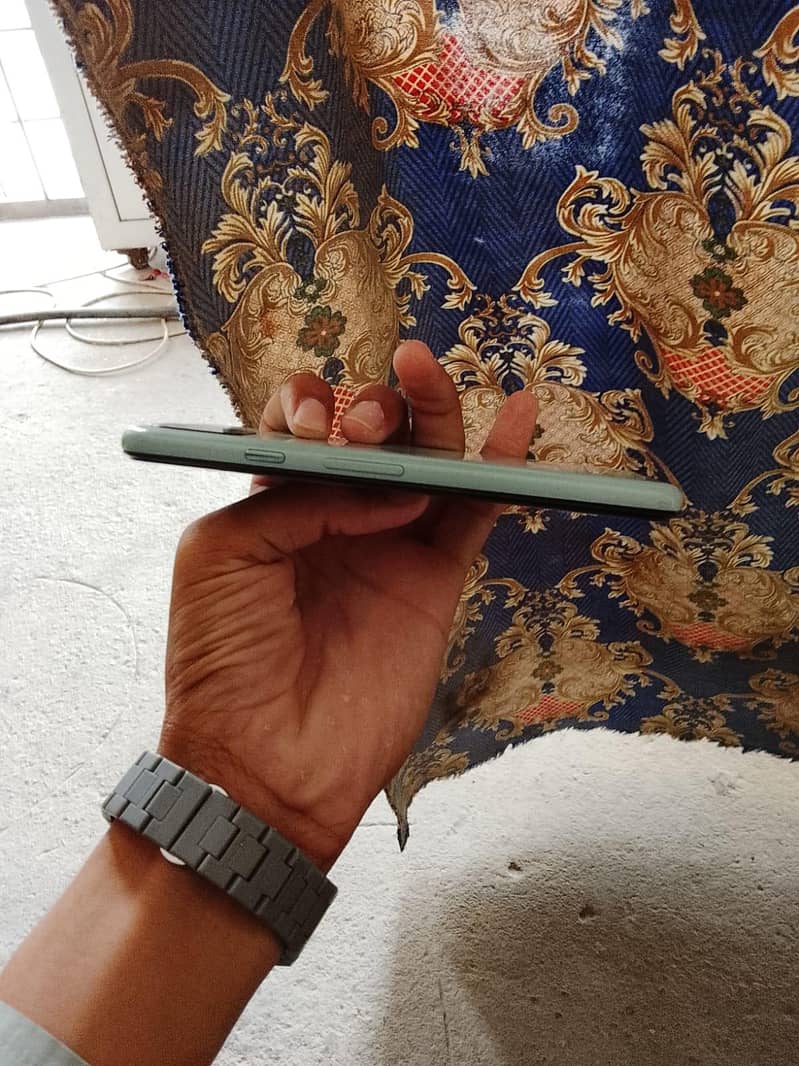 Google Pixel 5 2