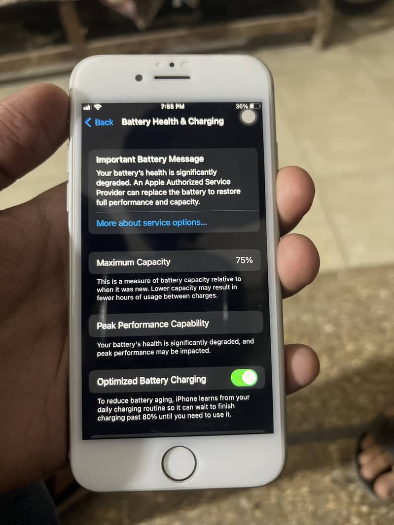 Apple iPhone 8 0