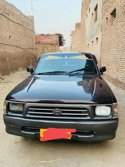 Toyota Hilux 2000