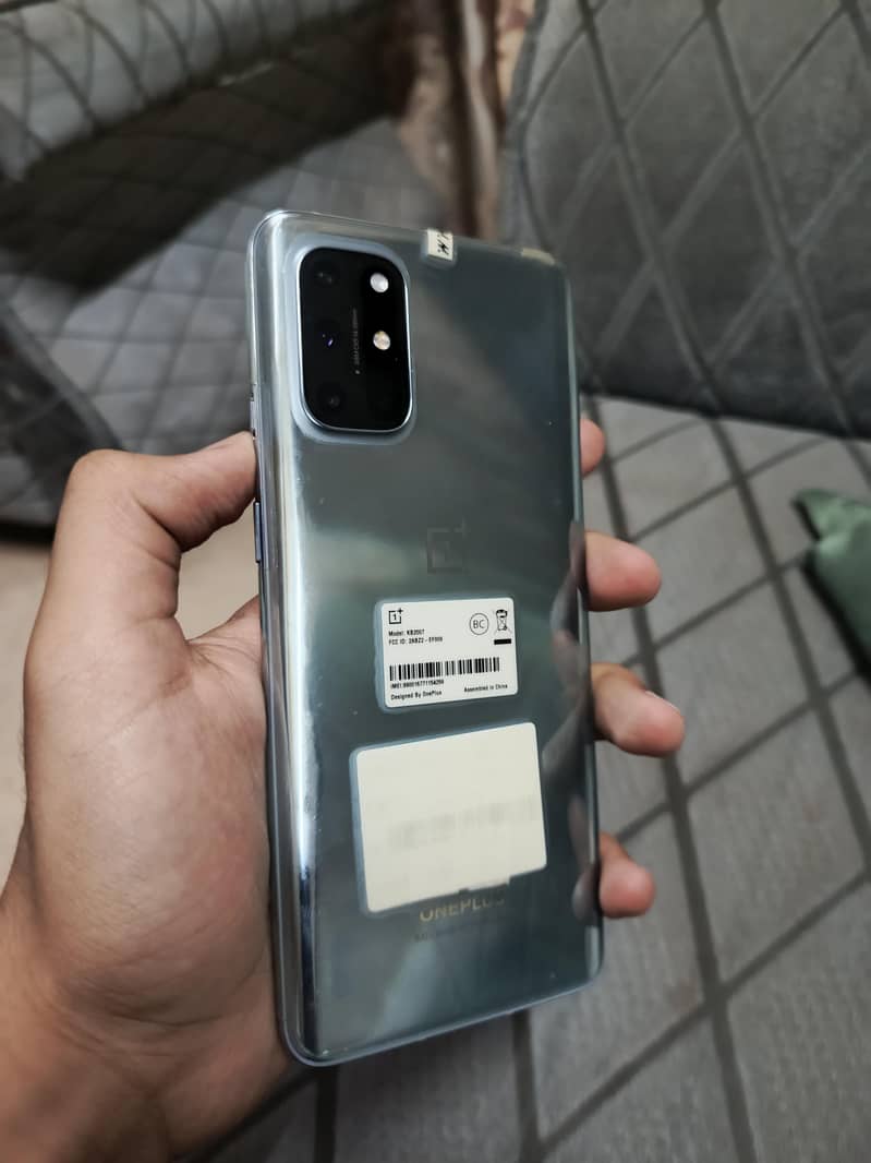 One Plus 8T 0