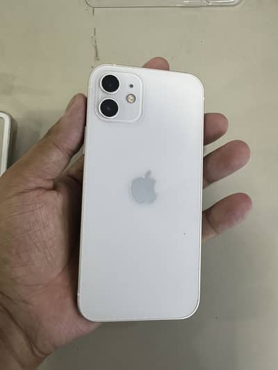 Apple iPhone 12