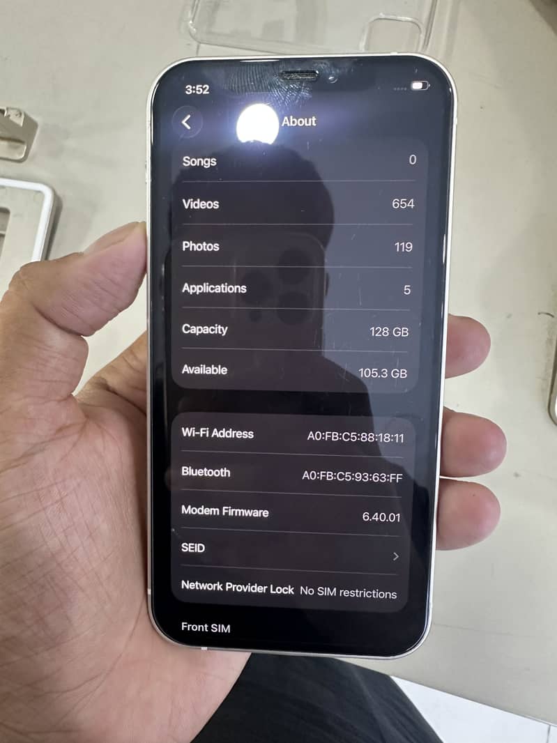 Apple iPhone 12 7
