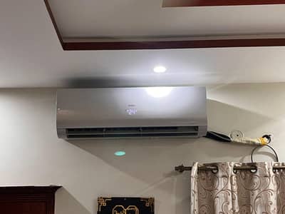 Haier 1.5 ton repair able working condition