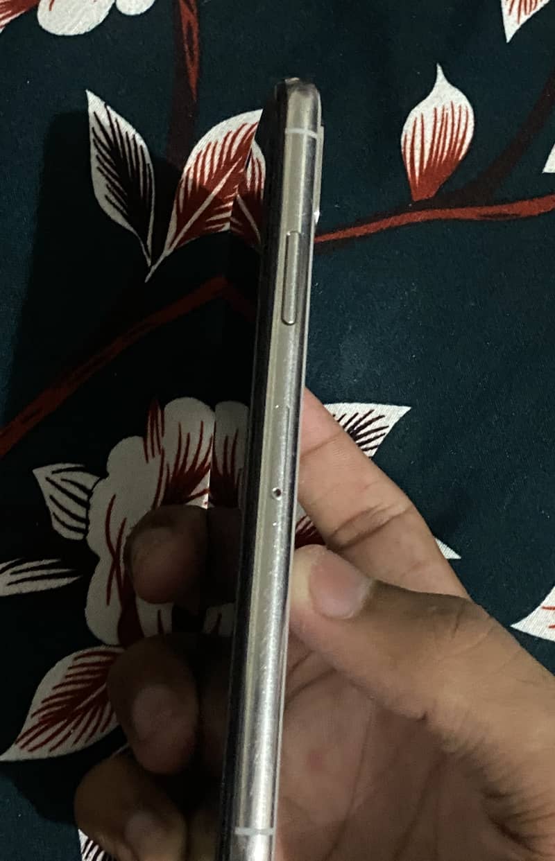 Apple iPhone X 1