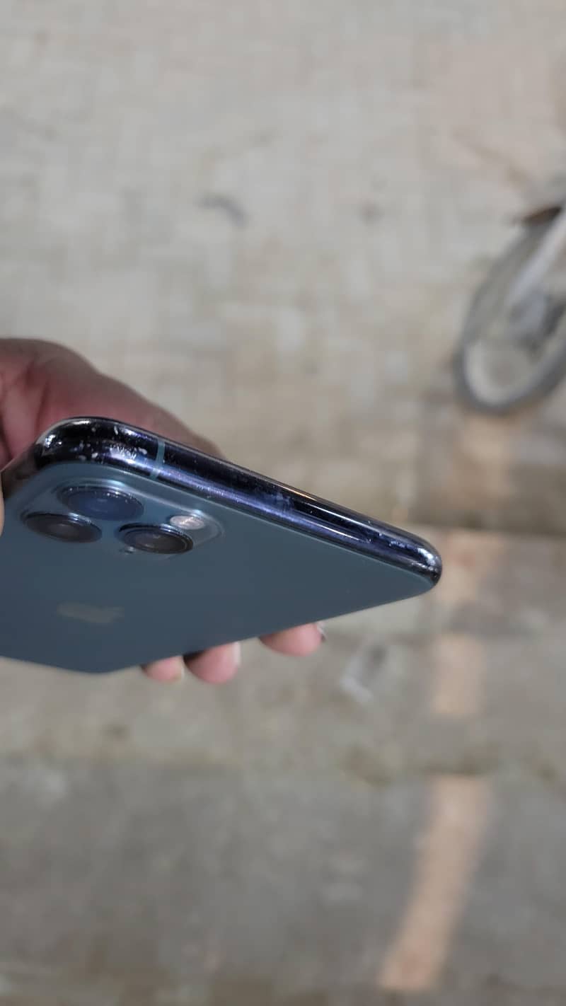 iPhone 11 pro max 2