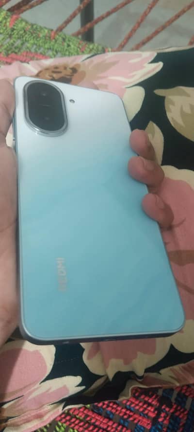 Redmi a5 condition 10/10 full box 9 months warranty oer all okay set