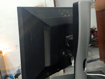 Dell P2417H Widescreen Height Adjustable Monitor (open for negotiation
