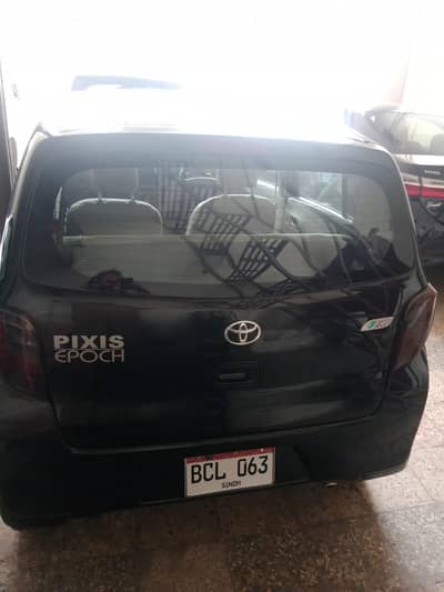 Toyota Pixis Epoch 2012