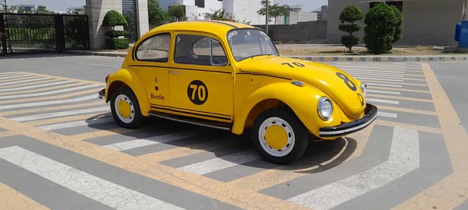 Volkswagen Beetle foxy antique vintage classic modified