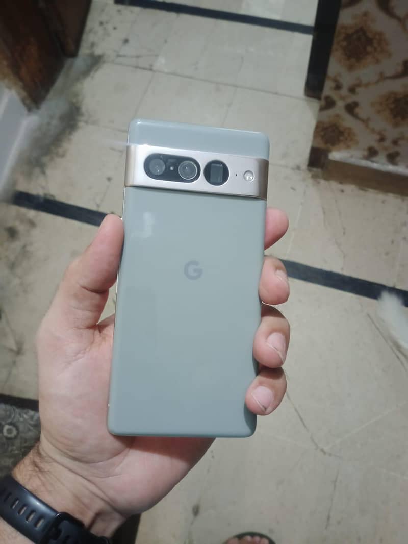 Google Pixel 7 Pro 4