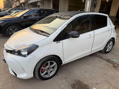 Toyota Vitz 2016