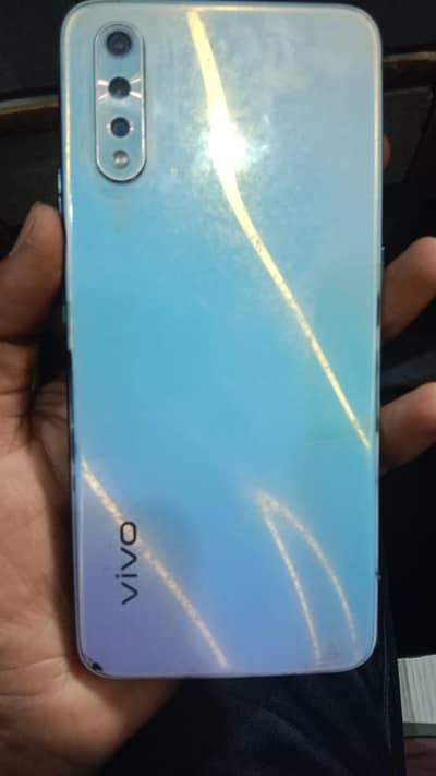 Vivo S1