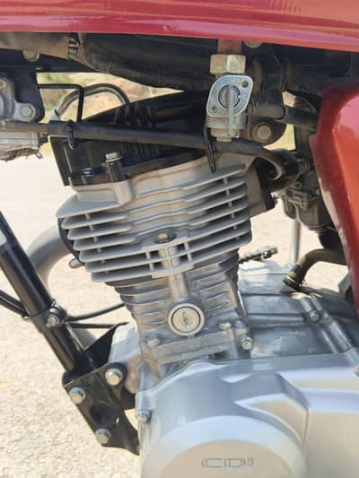 Honda 125 2025 6000km driven