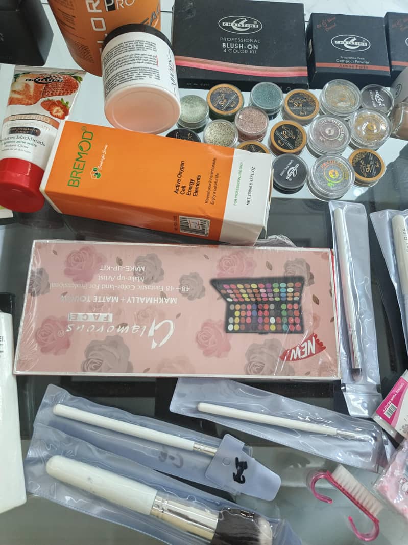 make up 2