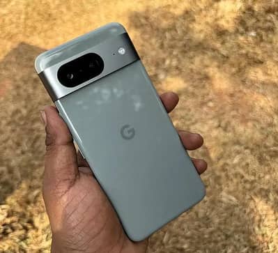 google pixel 8 (official pta approved) hazel color excellent condition