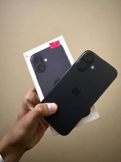 Apple iPhone 16