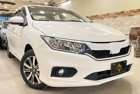 Honda City 1.5 Aspire MODEL 2025 REGISTERED 2025 ONLY 14000 KM DRIVEN
