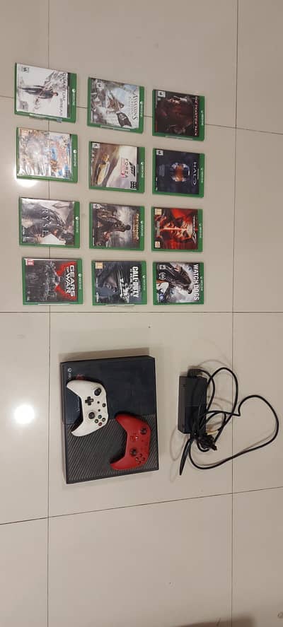 Xbox One 500GB + 2 controllers + 12 popular games