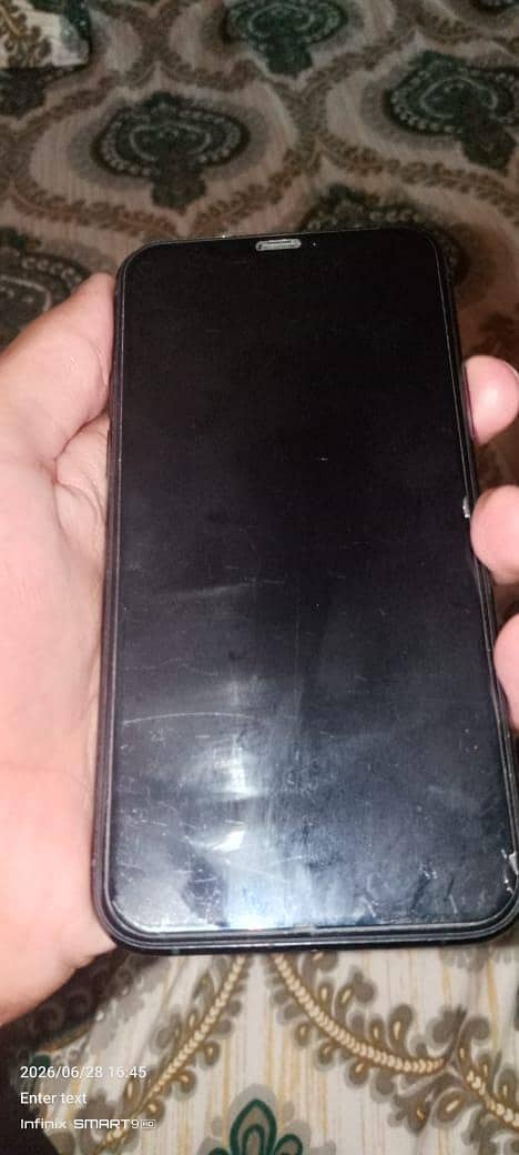 Apple iPhone 11 Pro 1