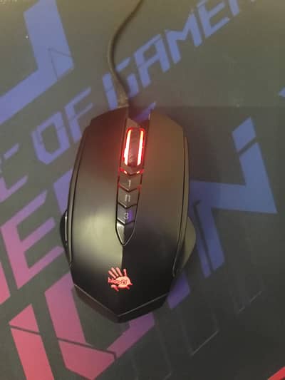 Bloody Gaming Mouse V8M – Precision Gaming Weapon Excellent Condition