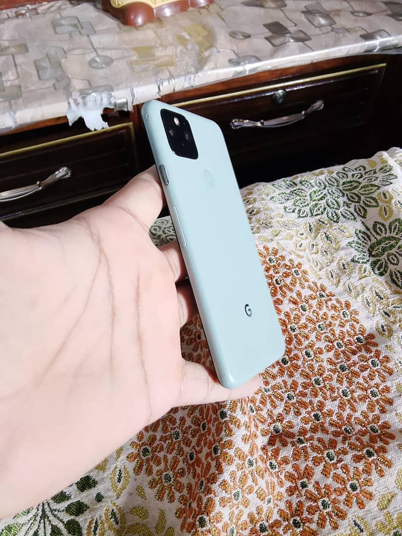 Google Pixel 5 1