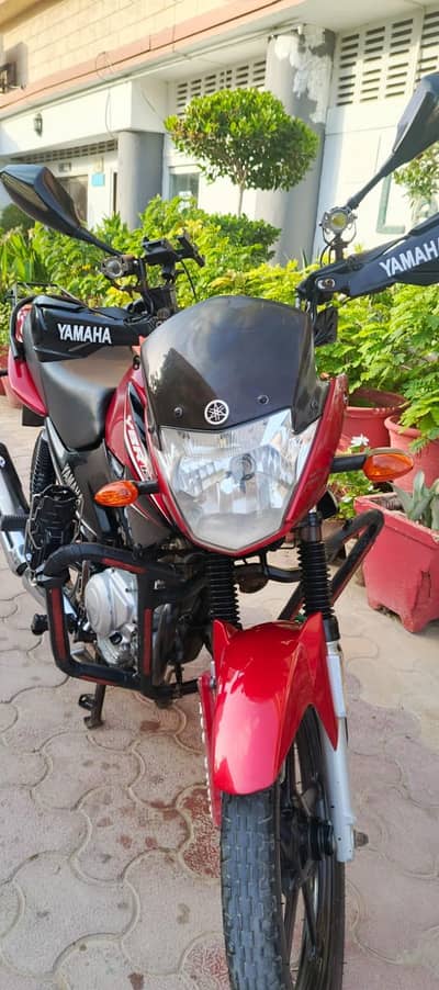 Yamaha YBR 125