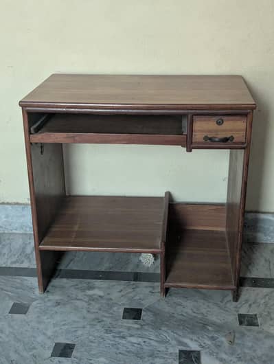 Computer Table