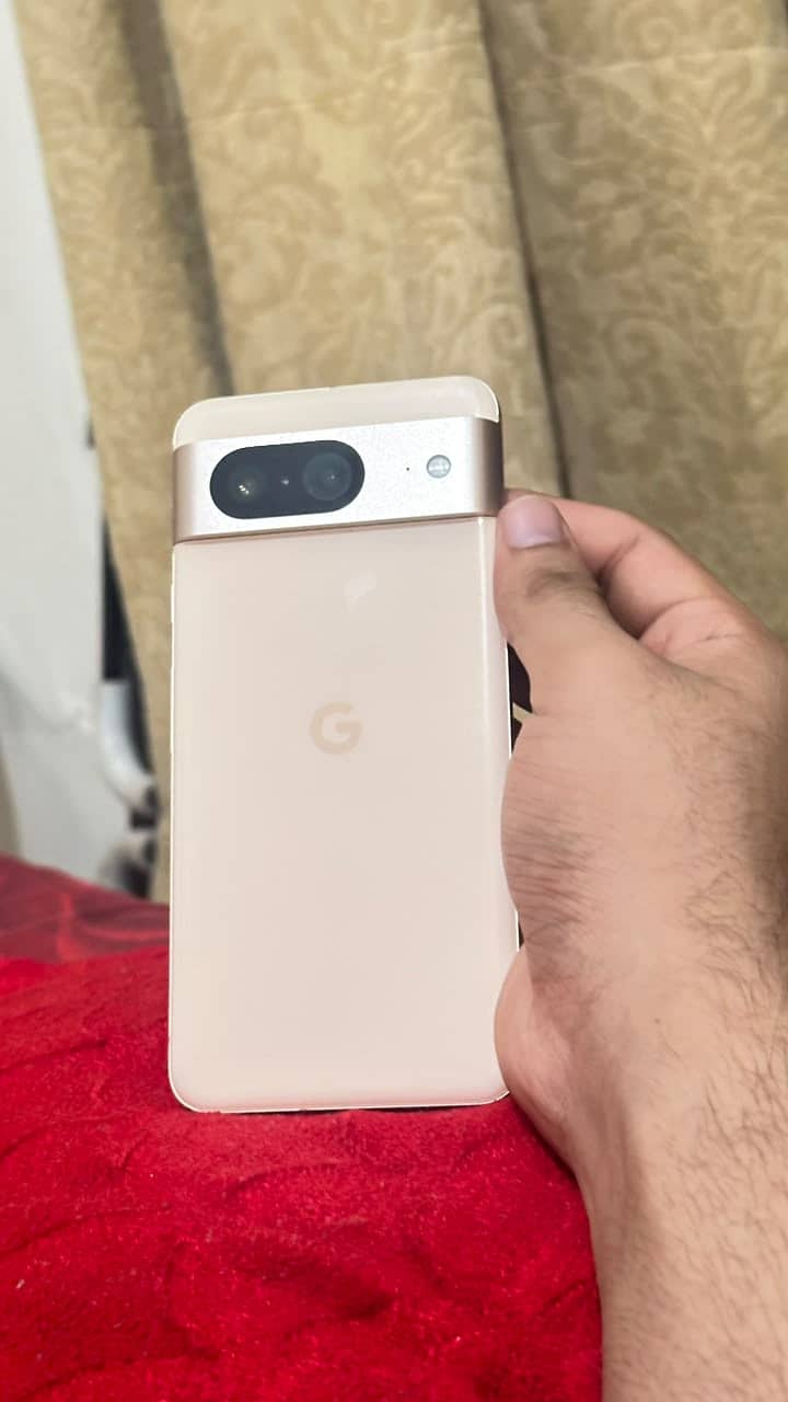 Google Pixel 8 3