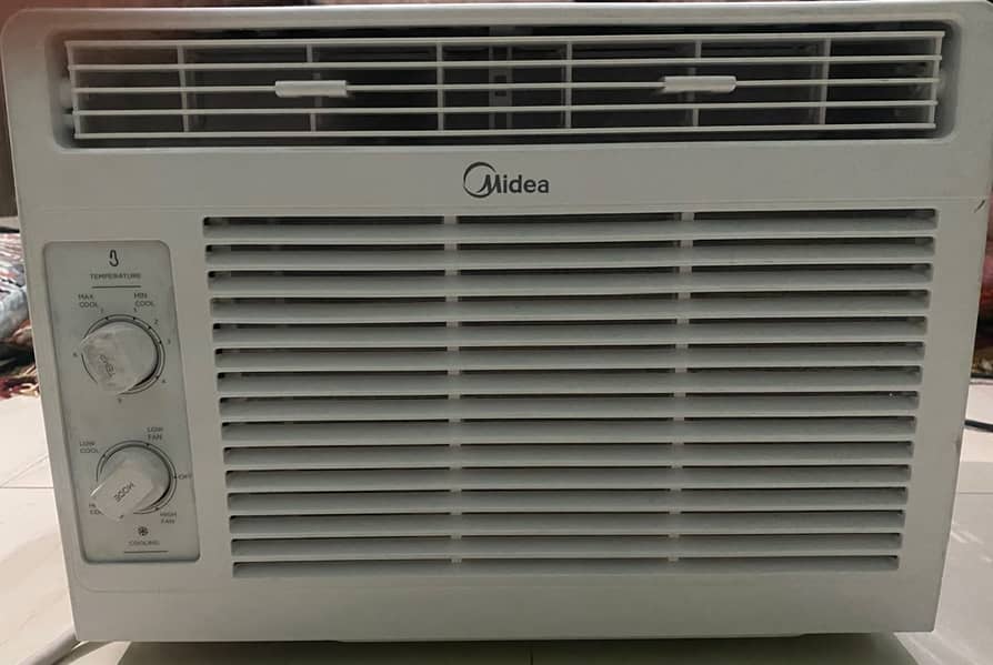 #Window AC 0