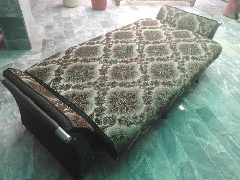 sofa beds 10/10 condition 1