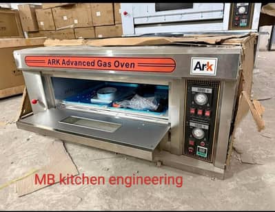 pizza oven / dough mixer  / working tabal