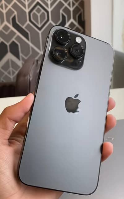 Apple iPhone 14 Pro Max    JV   128    halt  84