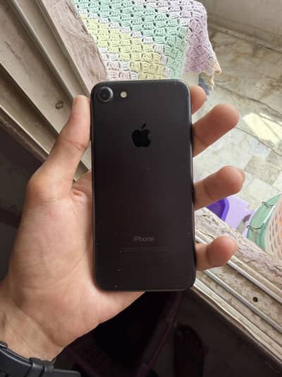 Apple iPhone 7
