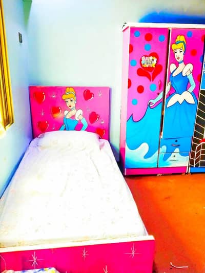 KIDS BED & CUPBOARDS (Girl+Boy)