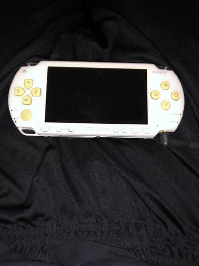 PSP 1000 Ceramic White 10/10 condition