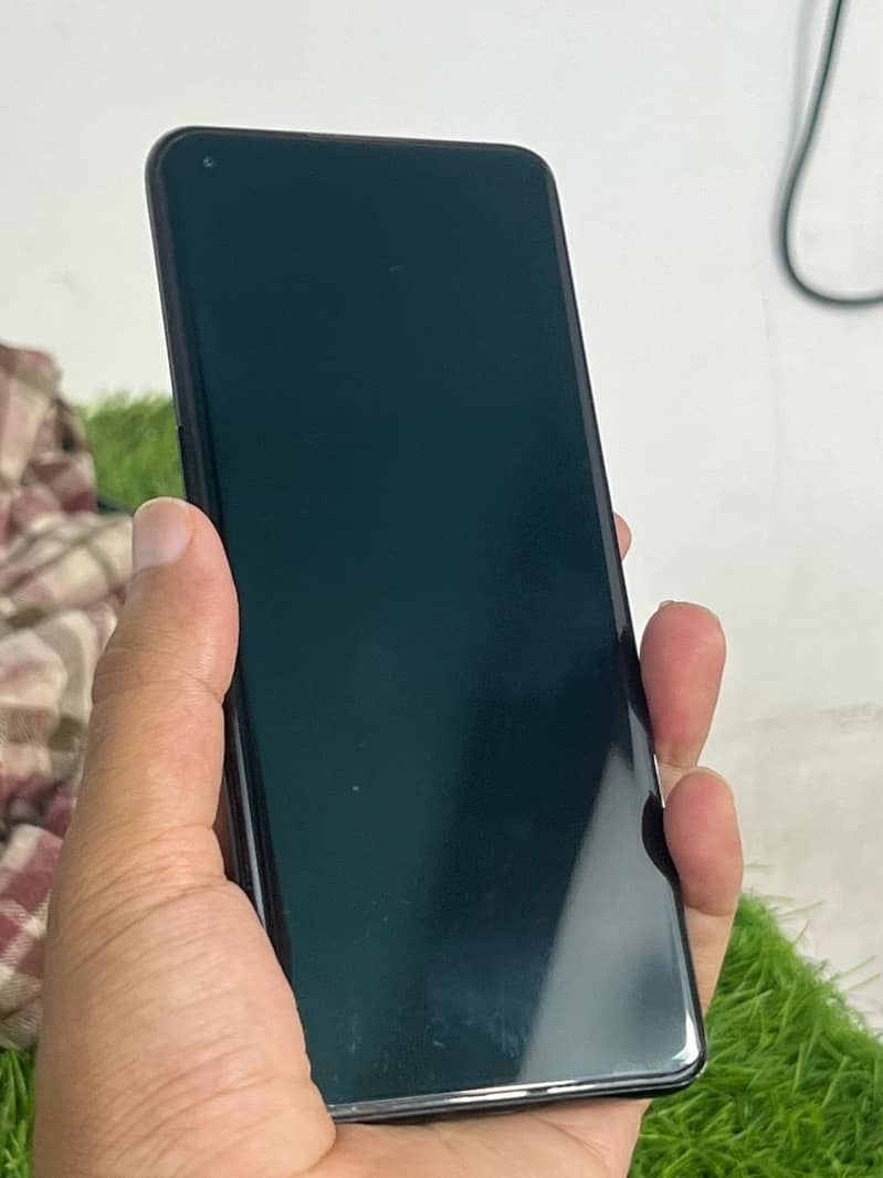 One Plus 10 Pro 1