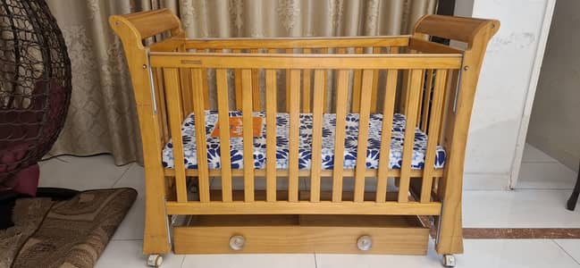 Branded Baby Cot for Sale in good condition