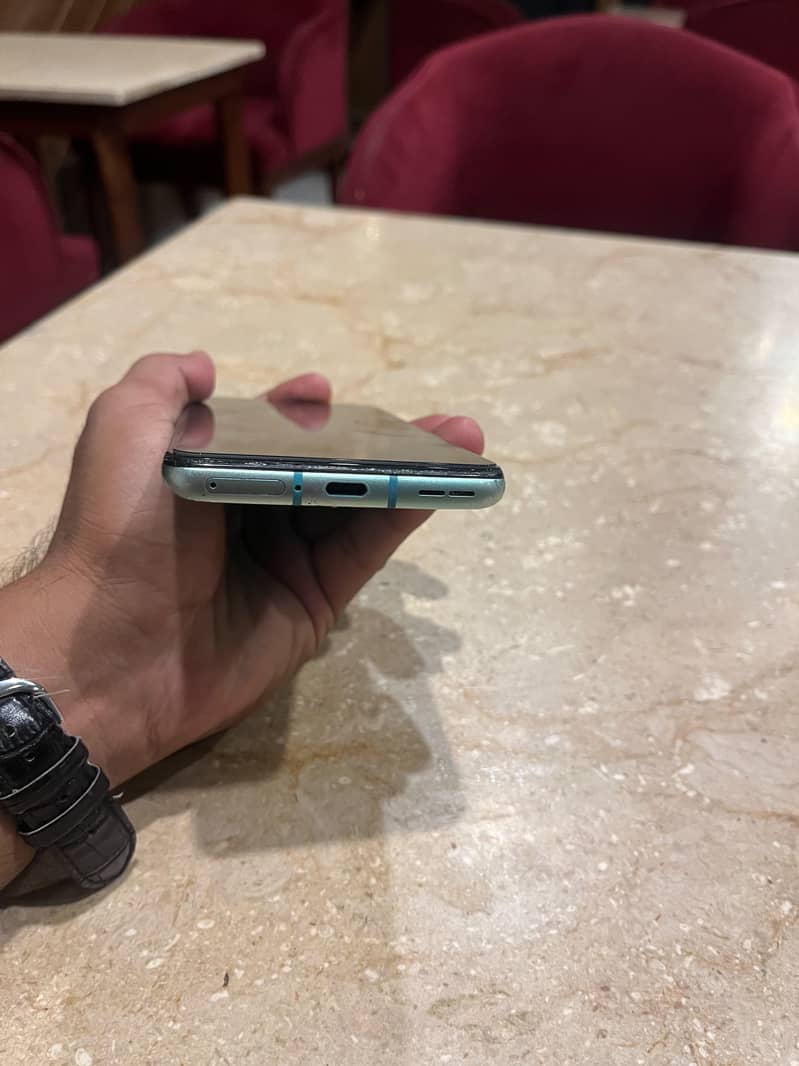 One Plus 8T 5