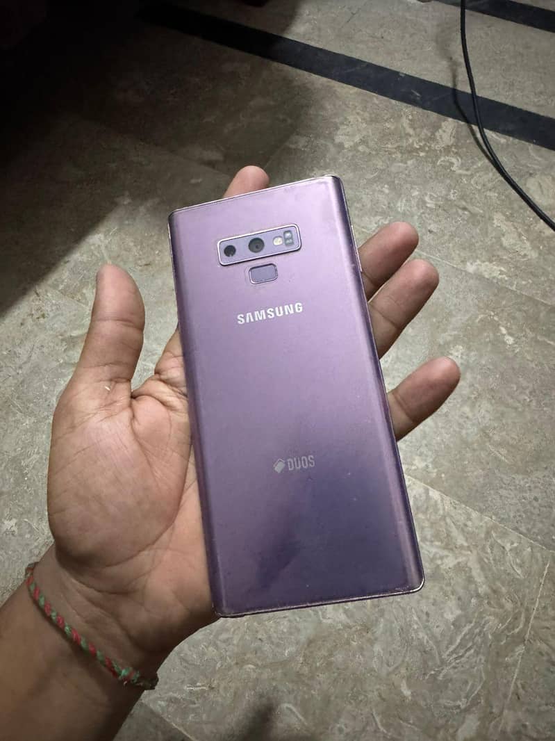 Samsung Note 9 3