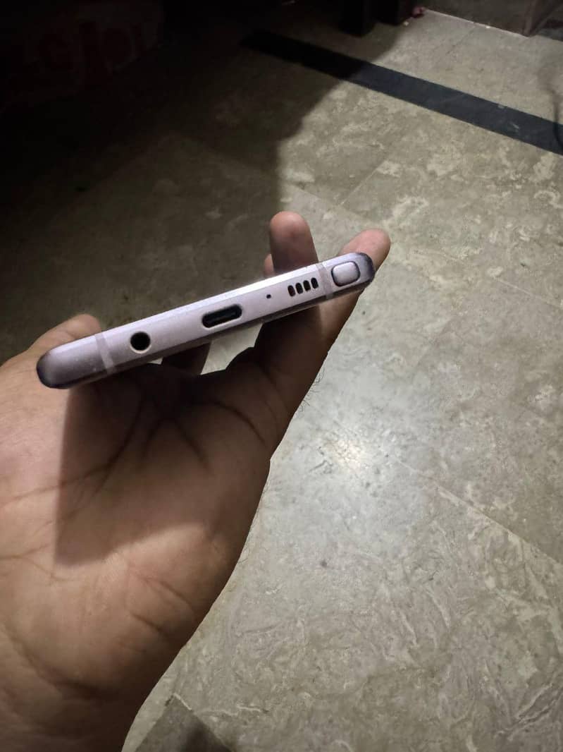 Samsung Note 9 4