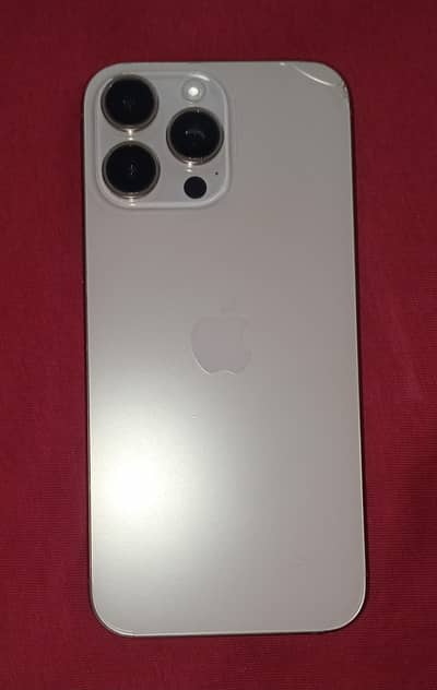 Apple iPhone 16 Pro Max