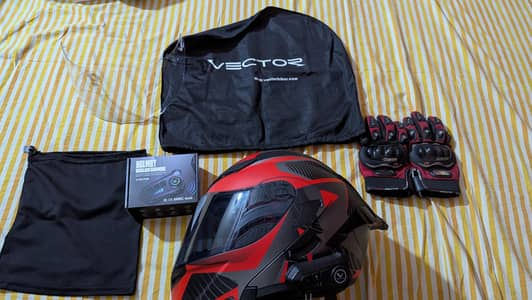 Vector Revo storm with Bluetooth and gloves