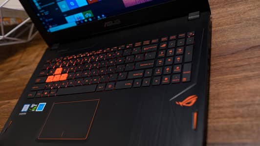 ASUS ROG Gaming Laptop,Core i7,GTX 1070 8GB Graphics card (83k fix )