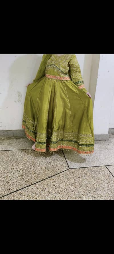 mehandi according lehanga choli 3piece