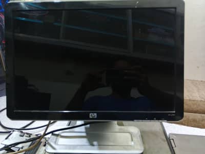 hp 19inch LCD