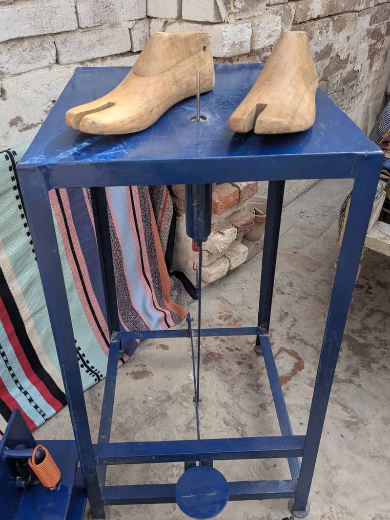 Slipper/Chappal Machine 3