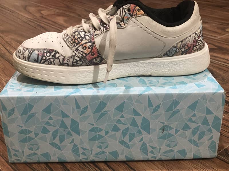 Shoes 10