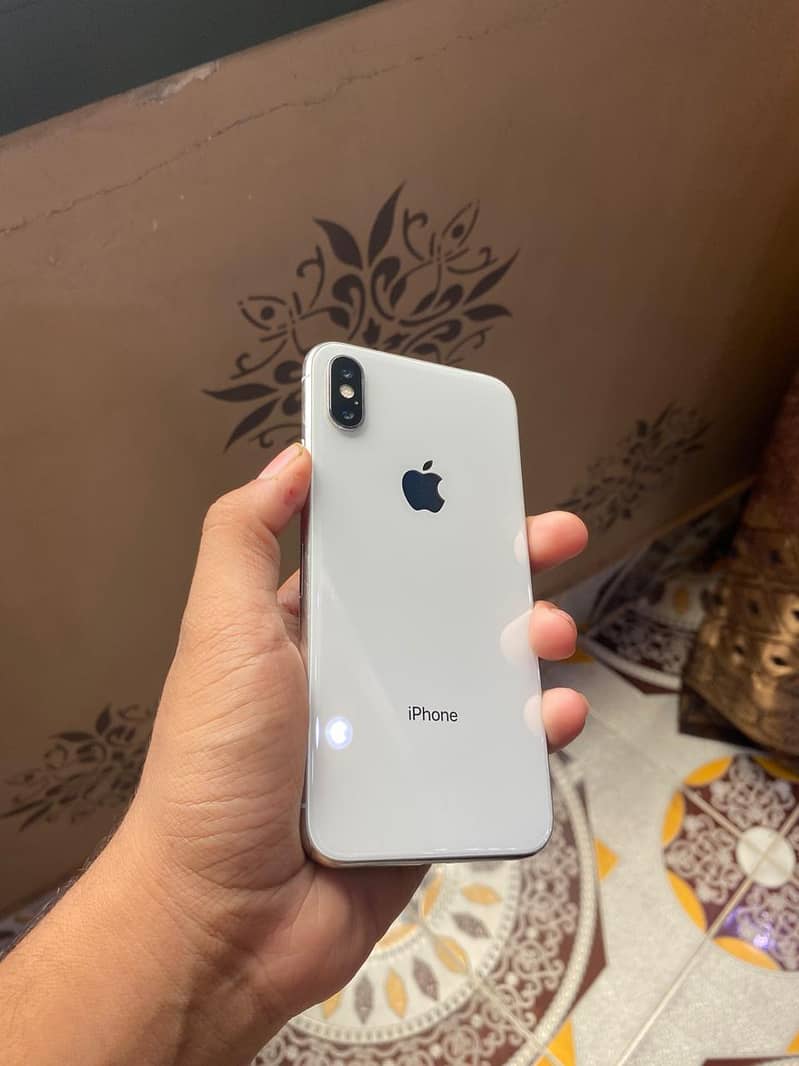 Apple iPhone X 1