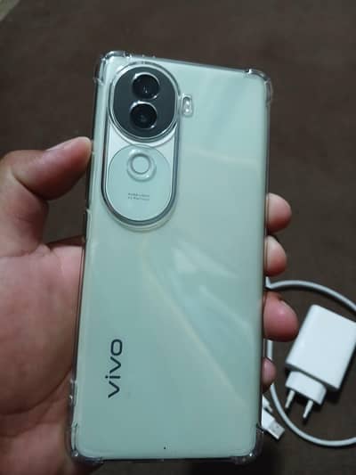 Vivo V40e