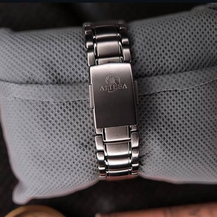Seiko 9